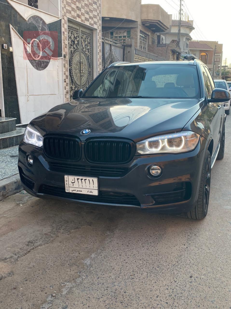 بی ئێم دەبڵیو X5